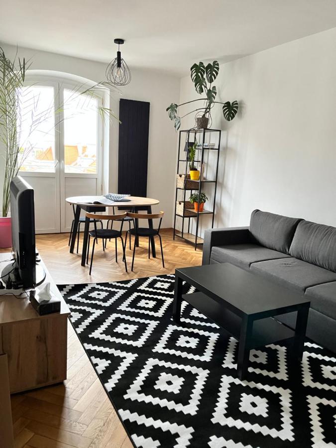 Ohmyhome - Plac Pieciu Rogow - Centrum Warsaw Ngoại thất bức ảnh