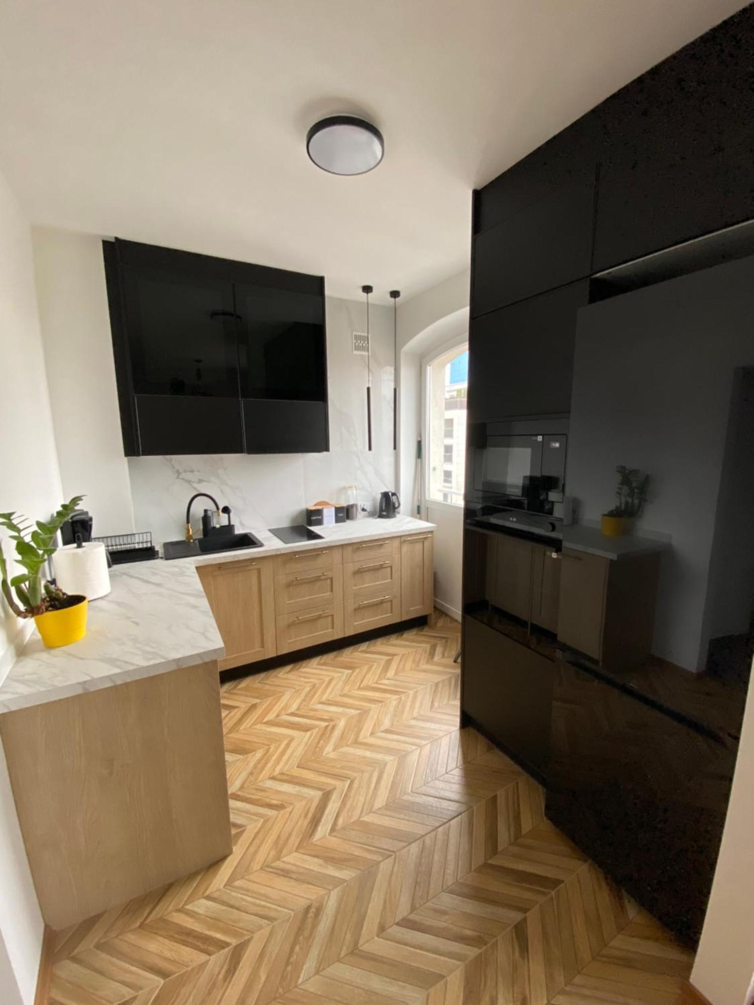Ohmyhome - Plac Pieciu Rogow - Centrum Warsaw Ngoại thất bức ảnh